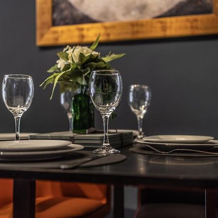 Boutique Family Apartment In Celebrity Village. Barnt Green Εξωτερικό φωτογραφία